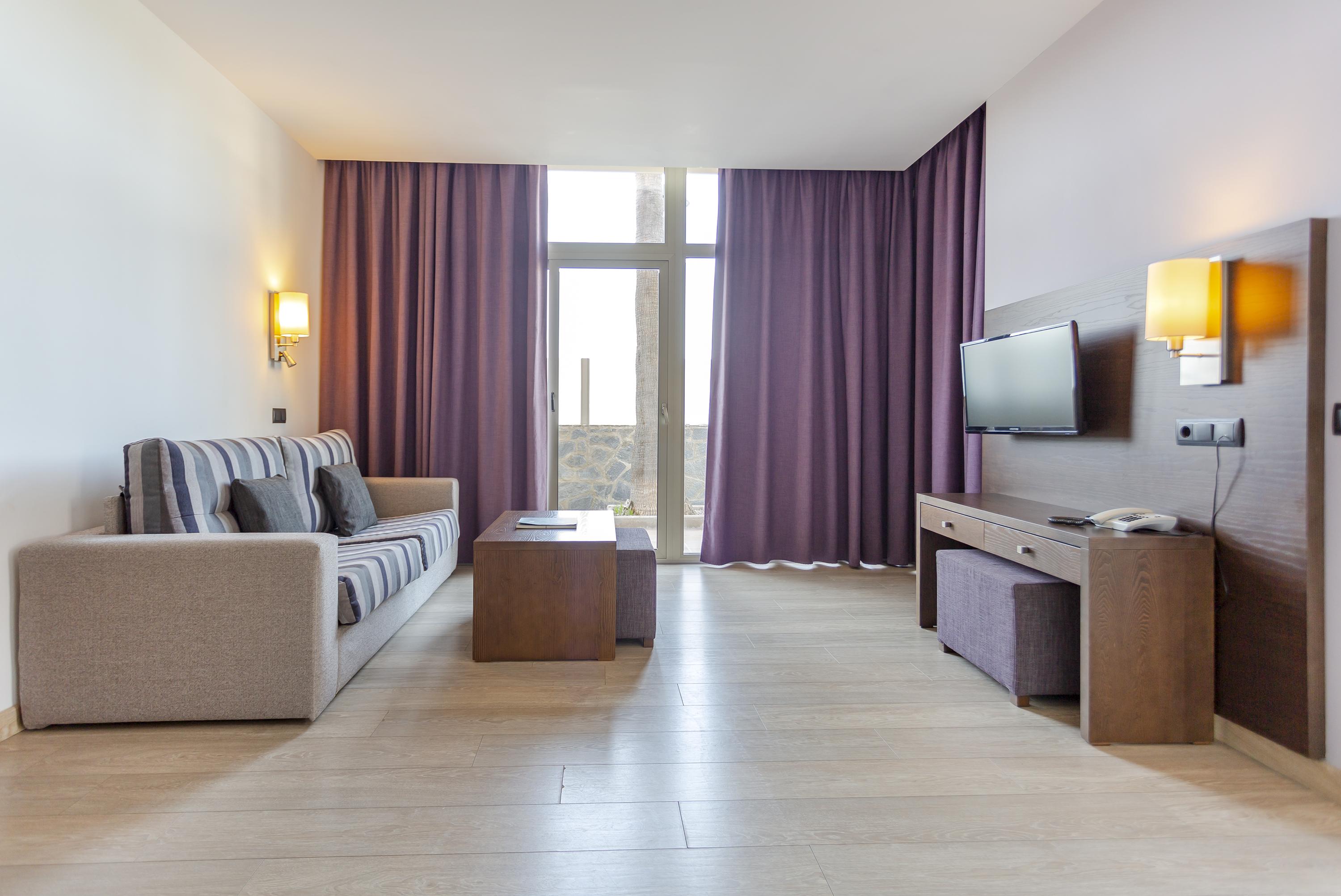 Marins Beach Club - Adults Only Hotel Кала Миллор Экстерьер фото